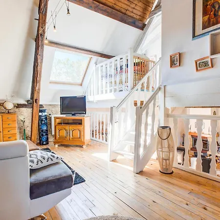 Holiday home Amazing In Et Born With Kitchen *