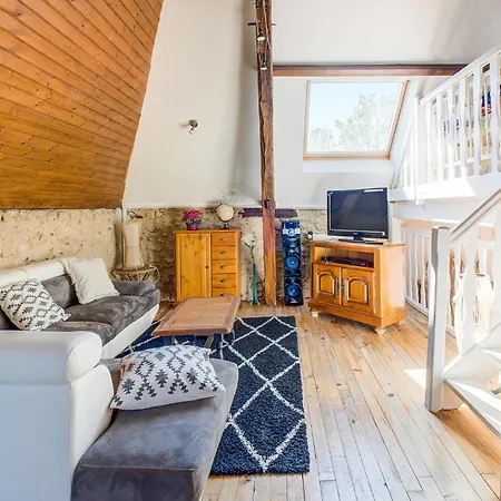 Holiday home Amazing In Et Born With Kitchen Blis-et-Born